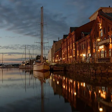 Kongressikoti Hotel 2*